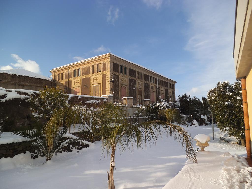 Etna Wine Azienda Agrituristica Passopisciaro Kültér fotó